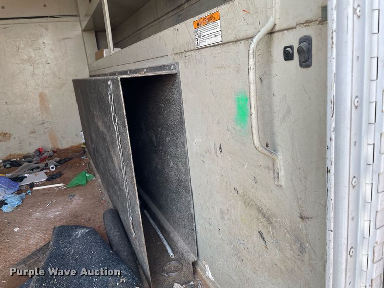 image for item LS9349 2011 Ford E350 Super Duty  utility van