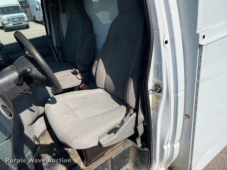 image for item LS9349 2011 Ford E350 Super Duty  utility van