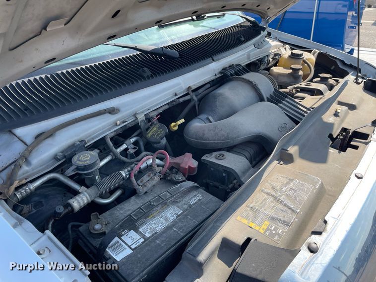 image for item LS9349 2011 Ford E350 Super Duty  utility van