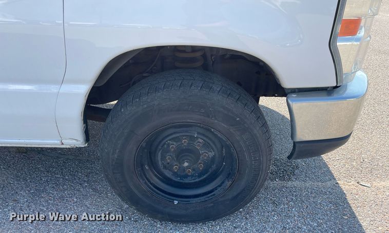 image for item LS9349 2011 Ford E350 Super Duty  utility van