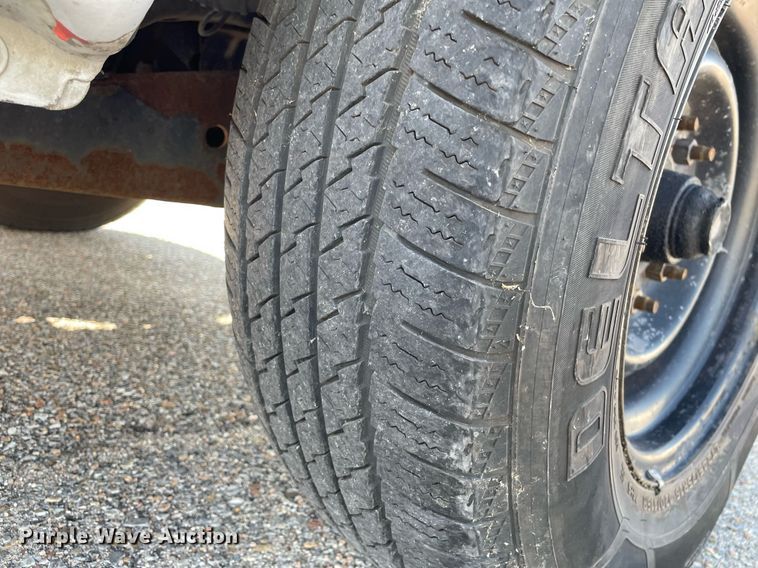 image for item LS9349 2011 Ford E350 Super Duty  utility van