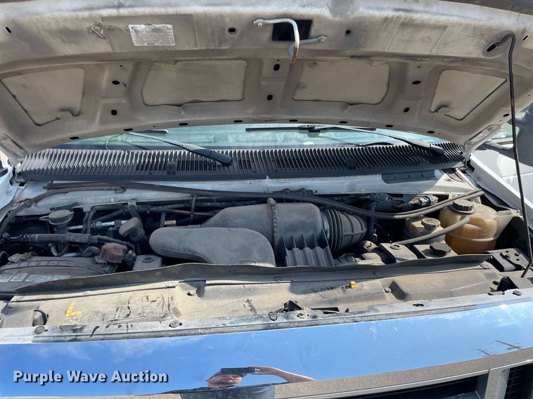 image for item LS9350 2010 Ford E350 Super Duty  utility van