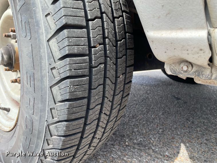 image for item LS9351 2007 Ford E350 Super Duty  box truck