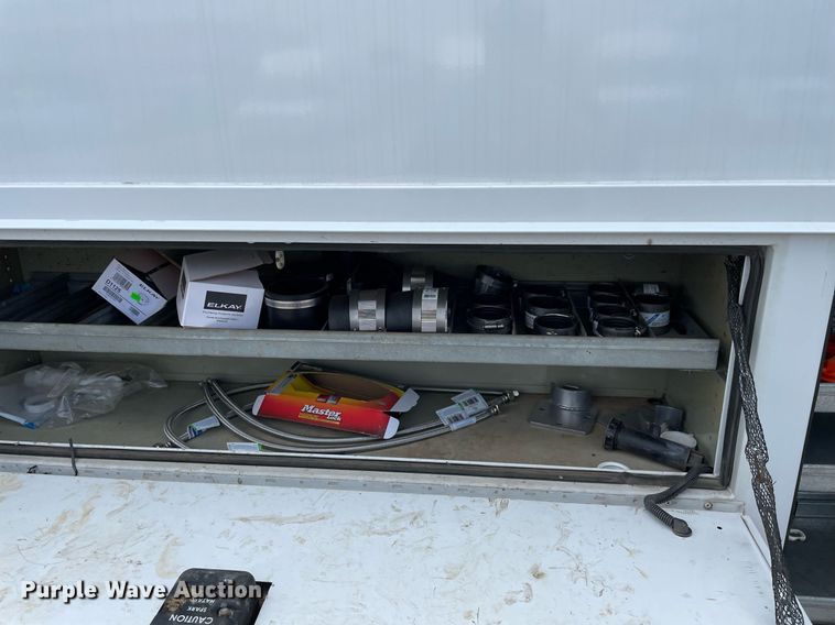 image for item LS9352 2010 Ford E350 Super Duty  utility van