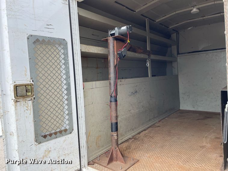 image for item LS9352 2010 Ford E350 Super Duty  utility van