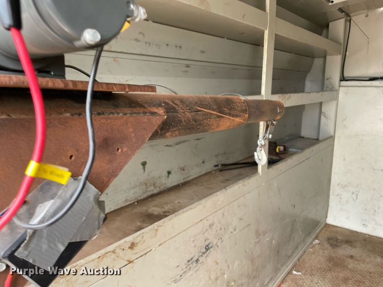 image for item LS9352 2010 Ford E350 Super Duty  utility van