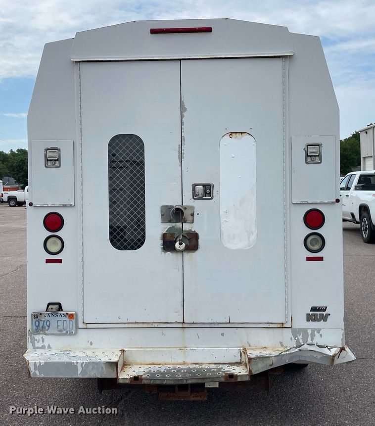 image for item LS9353 2010 Ford E350 Super Duty  utility van