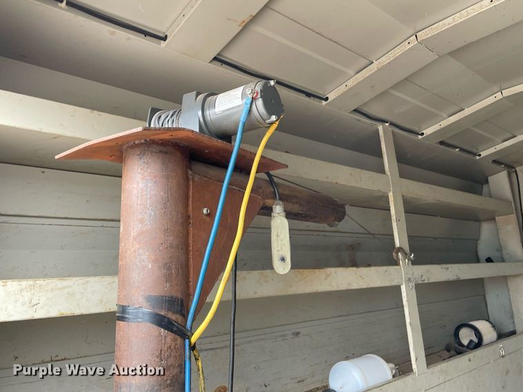 image for item LS9353 2010 Ford E350 Super Duty  utility van