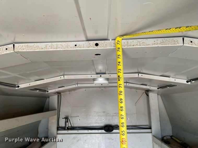 image for item LS9353 2010 Ford E350 Super Duty  utility van