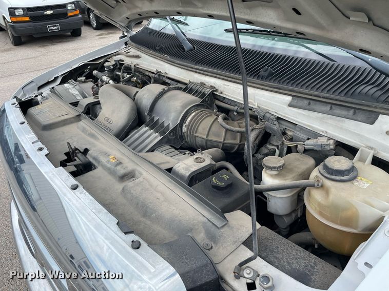 image for item LS9353 2010 Ford E350 Super Duty  utility van