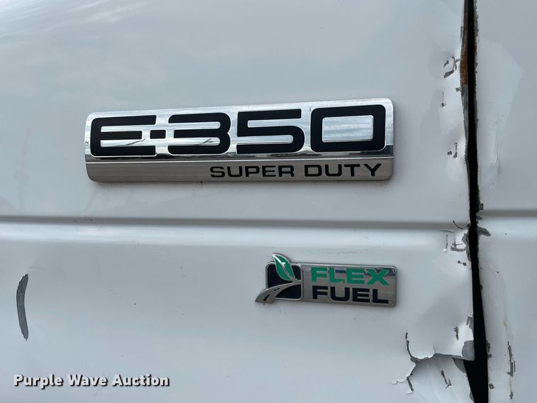 image for item LS9353 2010 Ford E350 Super Duty  utility van