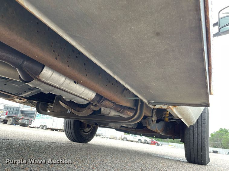 image for item LS9353 2010 Ford E350 Super Duty  utility van