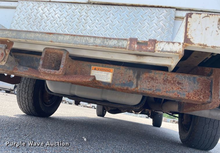 image for item LS9355 2010 Ford E350 Super Duty  utility van