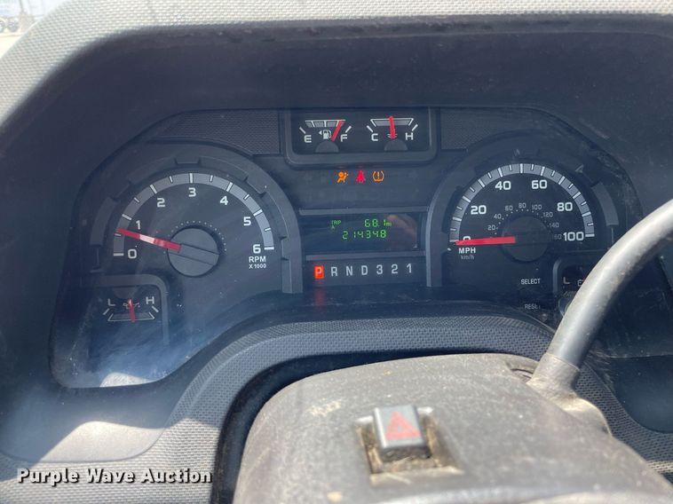 image for item LS9355 2010 Ford E350 Super Duty  utility van