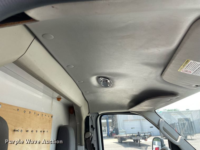 image for item LS9355 2010 Ford E350 Super Duty  utility van