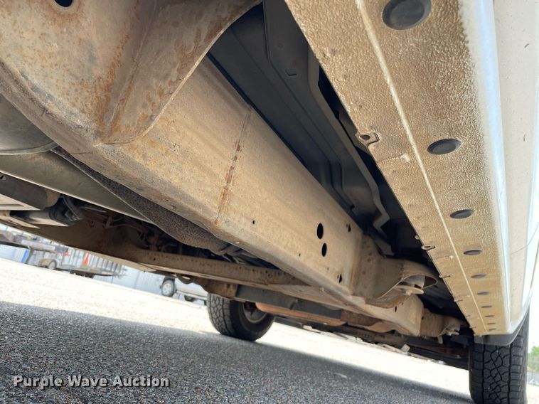 image for item LS9356 2014 GMC Sierra 1500  Crew Cab pickup truck