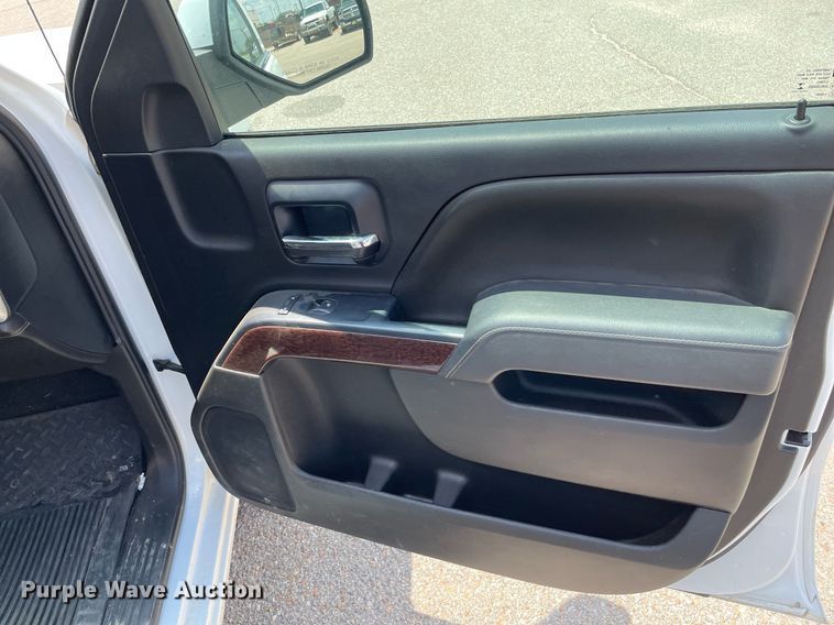 image for item LS9356 2014 GMC Sierra 1500  Crew Cab pickup truck