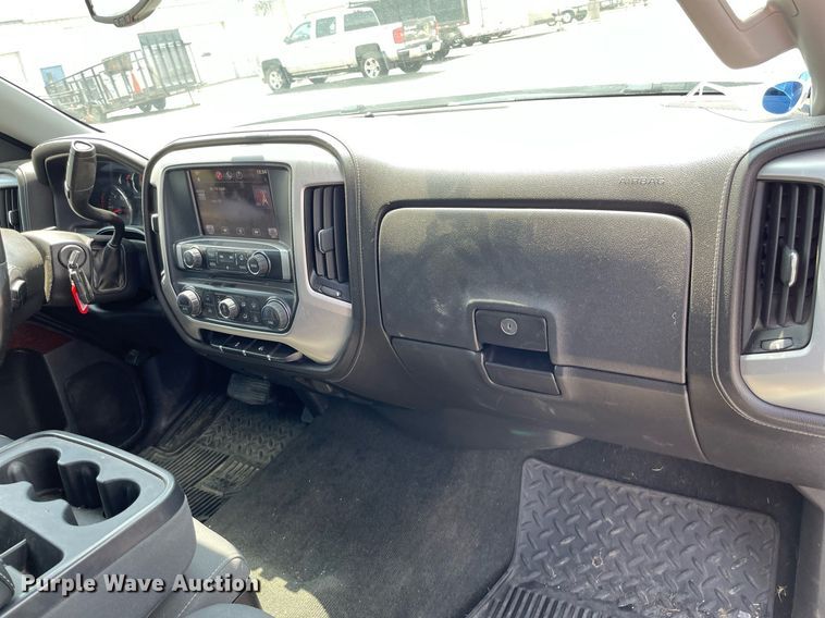 image for item LS9356 2014 GMC Sierra 1500  Crew Cab pickup truck