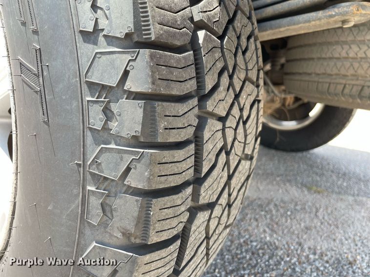 image for item LS9356 2014 GMC Sierra 1500  Crew Cab pickup truck