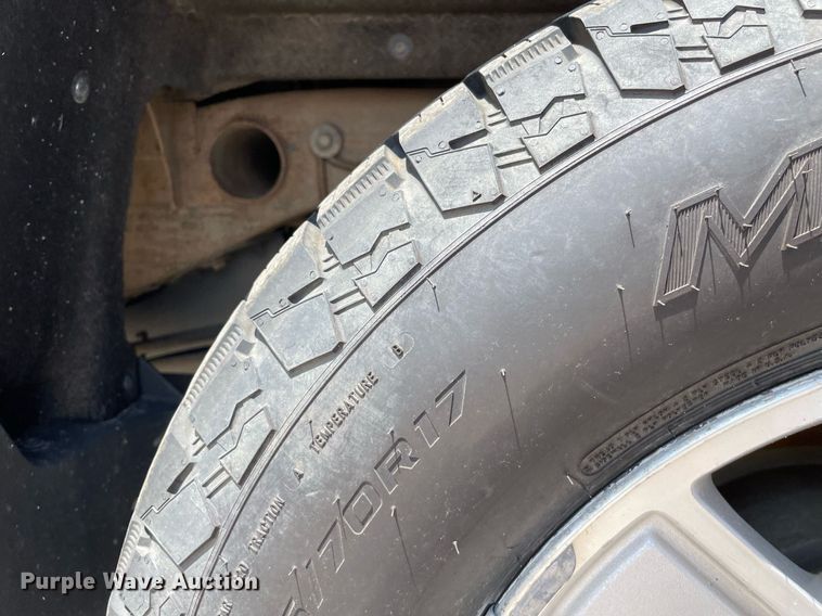 image for item LS9356 2014 GMC Sierra 1500  Crew Cab pickup truck