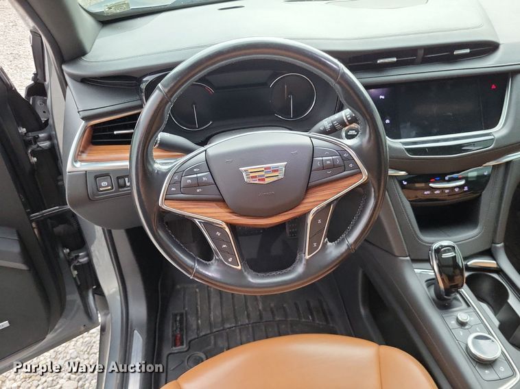 image for item LS9586 2020 Cadillac XT5  SUV