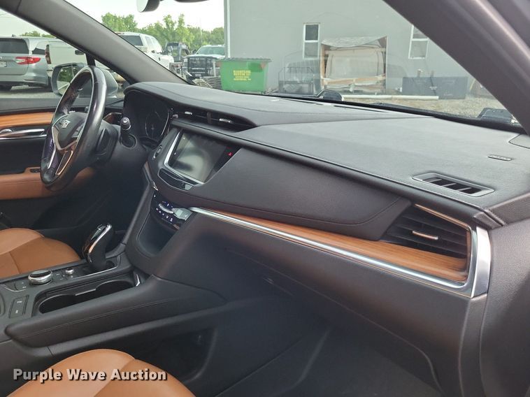 image for item LS9586 2020 Cadillac XT5  SUV