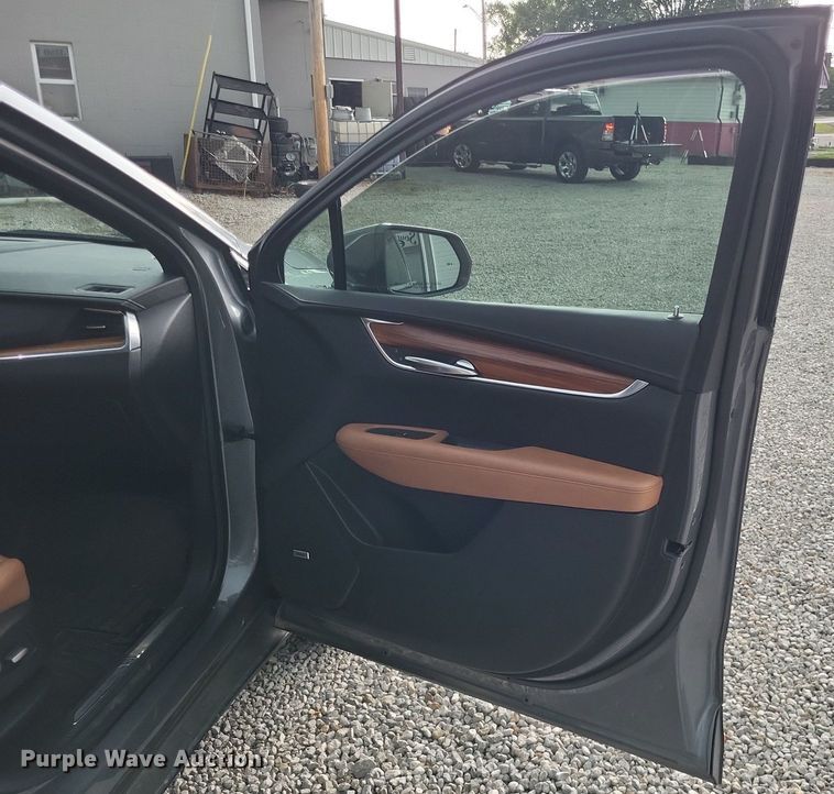 image for item LS9586 2020 Cadillac XT5  SUV