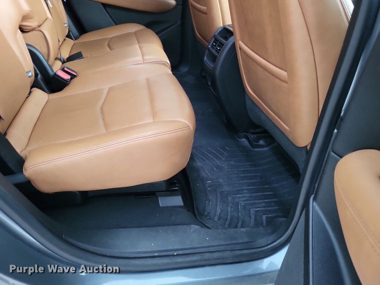 image for item LS9586 2020 Cadillac XT5  SUV