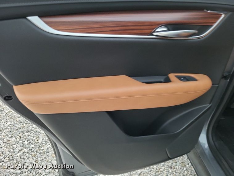 image for item LS9586 2020 Cadillac XT5  SUV