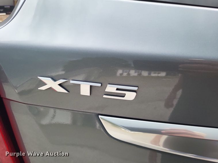 image for item LS9586 2020 Cadillac XT5  SUV