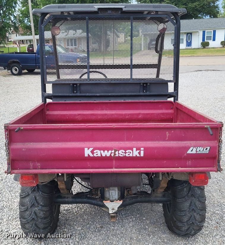 image for item LS9587 2004 Kawasaki Mule KAF620E  utility vehicle