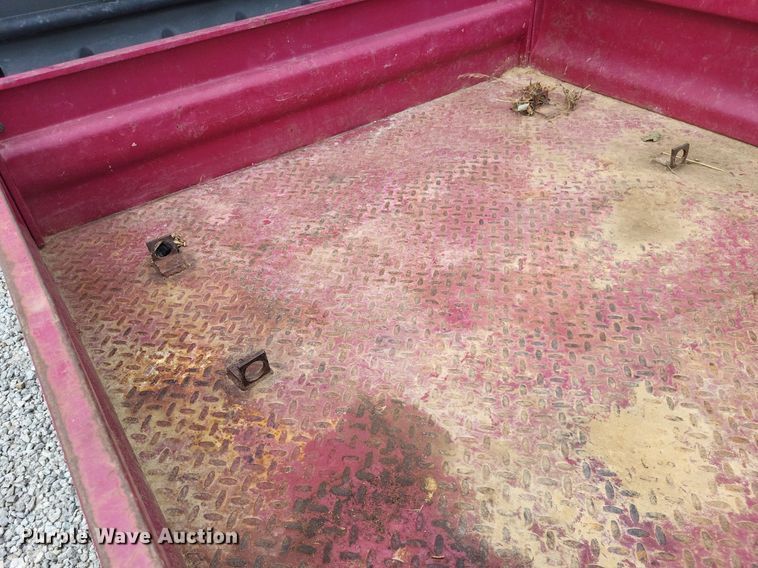 image for item LS9587 2004 Kawasaki Mule KAF620E  utility vehicle