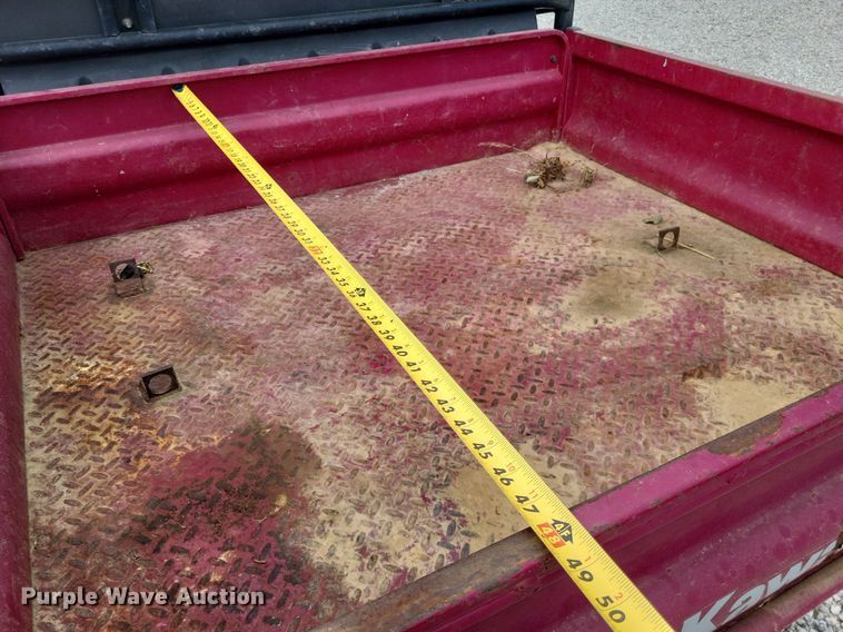 image for item LS9587 2004 Kawasaki Mule KAF620E  utility vehicle