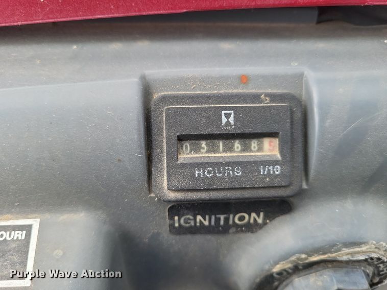 image for item LS9587 2004 Kawasaki Mule KAF620E  utility vehicle