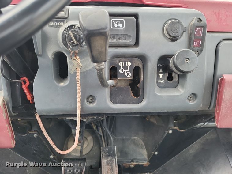 image for item LS9587 2004 Kawasaki Mule KAF620E  utility vehicle