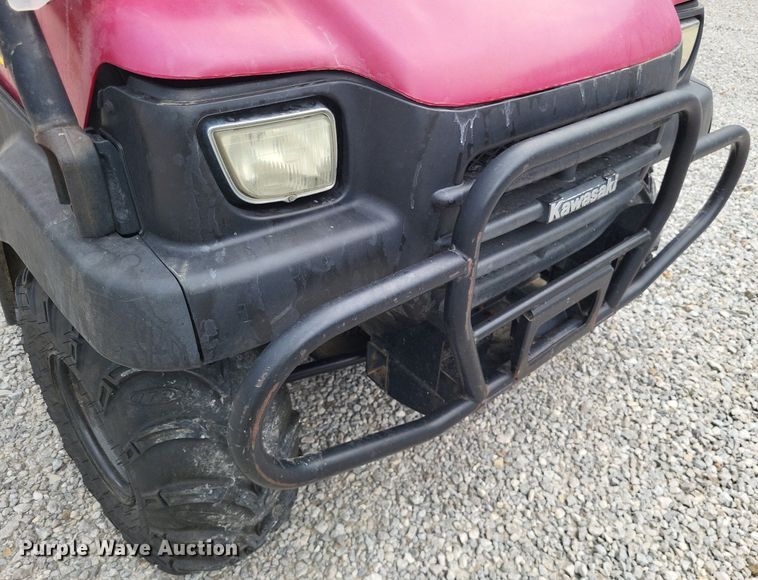 image for item LS9587 2004 Kawasaki Mule KAF620E  utility vehicle
