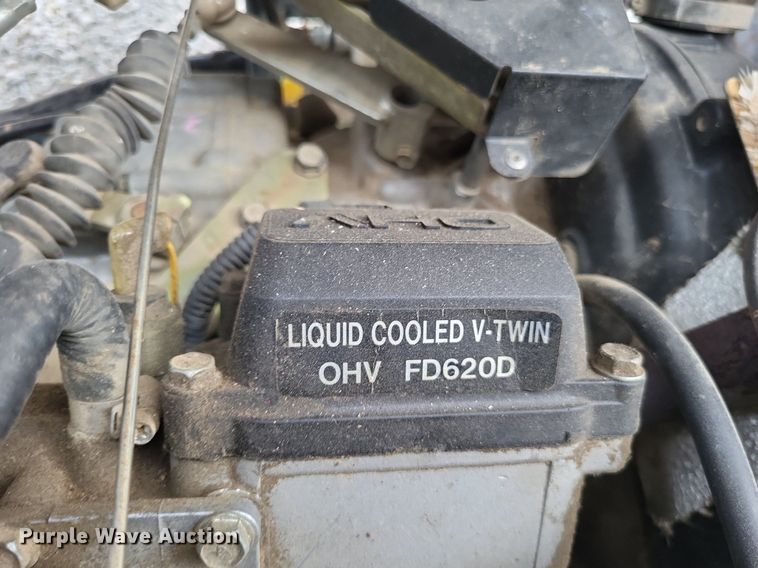 image for item LS9587 2004 Kawasaki Mule KAF620E  utility vehicle