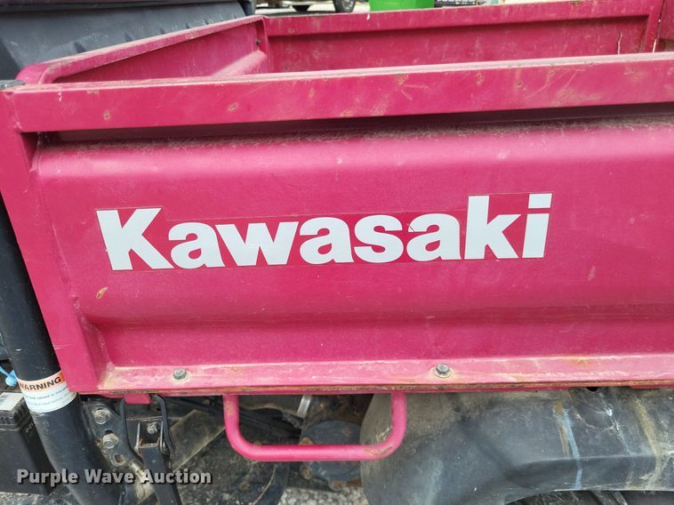 image for item LS9587 2004 Kawasaki Mule KAF620E  utility vehicle
