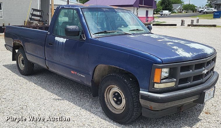 image for item LS9588 1993 Chevrolet C1500  pickup truck