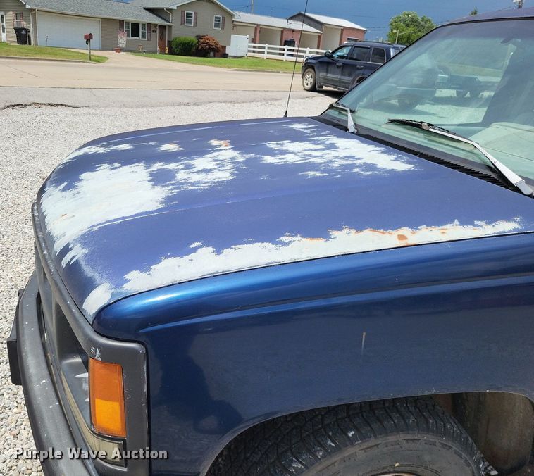 image for item LS9588 1993 Chevrolet C1500  pickup truck