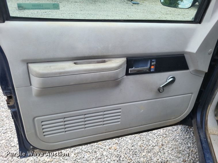 image for item LS9588 1993 Chevrolet C1500  pickup truck