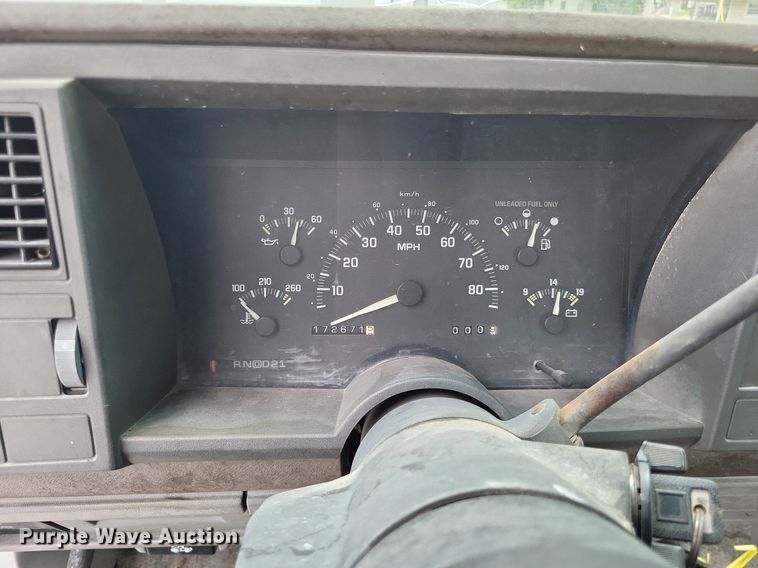 image for item LS9588 1993 Chevrolet C1500  pickup truck