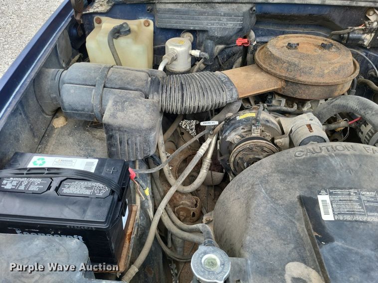 image for item LS9588 1993 Chevrolet C1500  pickup truck