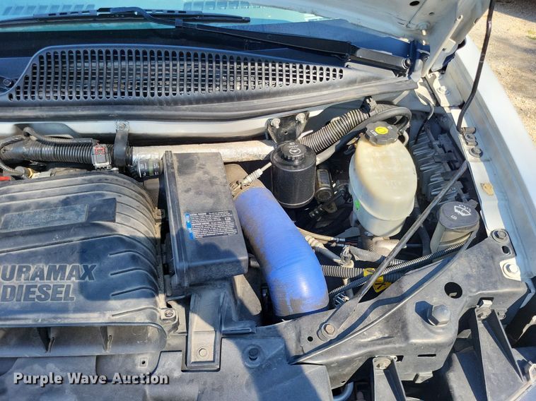 image for item LS9589 2014 Chevrolet Express G4500  van cab and chassis