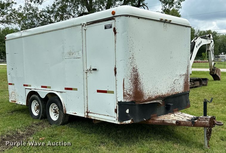 image for item MB9690 2001 W-W  enclosed cargo trailer