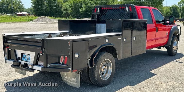 image for item MB9741 2016 Ford F450 Super Duty  Crew Cab flatbed truck