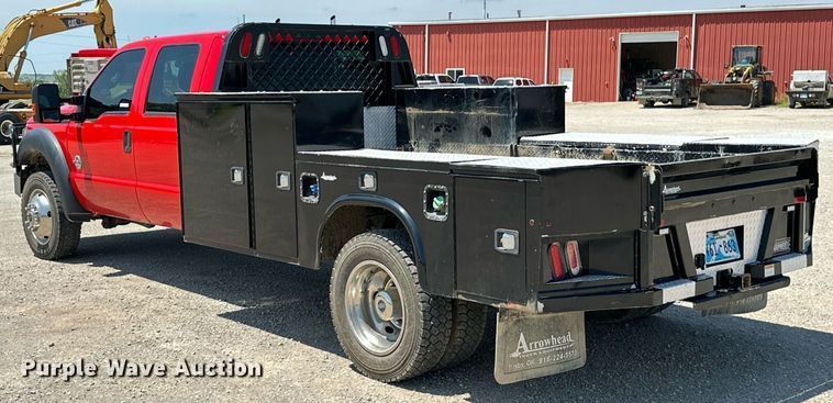 image for item MB9741 2016 Ford F450 Super Duty  Crew Cab flatbed truck