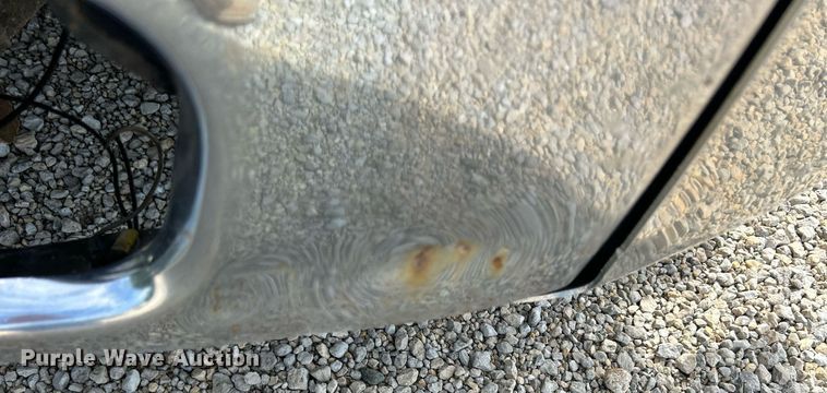 image for item MD9000 2006 Freightliner Business Class M2 106  rollback truck