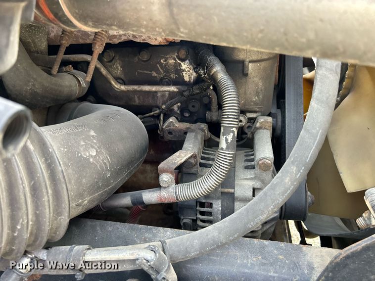 image for item MD9000 2006 Freightliner Business Class M2 106  rollback truck