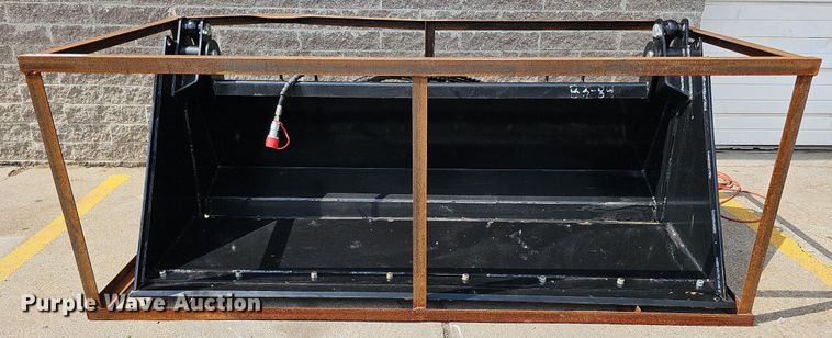 image for item MD9898 2022 Top Cat 41N1BCT  four-in-one skid steer bucket